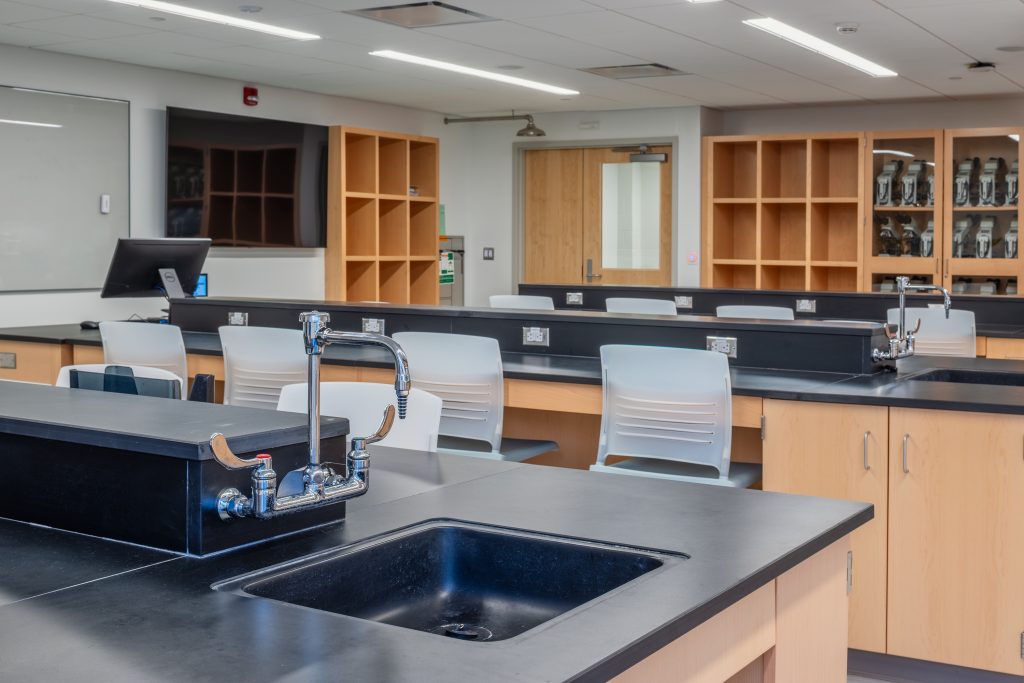 lab counters and sinks